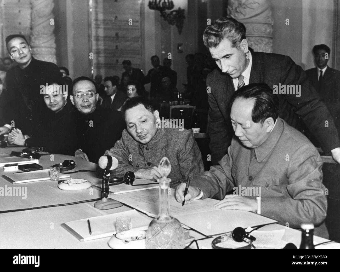 Mao Zedong, 26.12.1893 - 9.9.1976, chinesischer Politiker, ZUSÄTZLICHE-RIGHTS-CLEARANCE-INFO-NOT-AVAILABLE Stockfoto