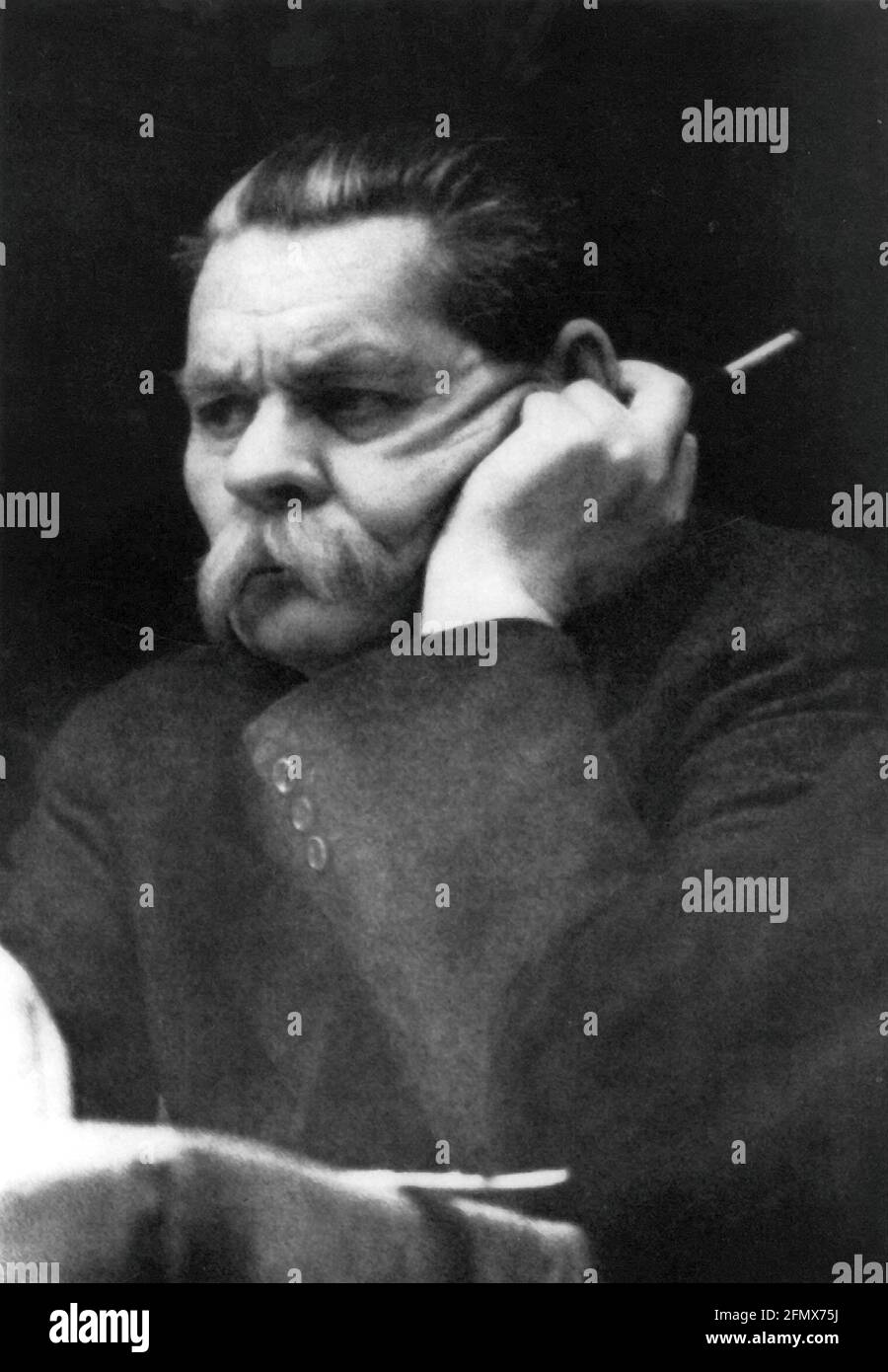 Gorki, Maksim, 28.3.1868 - 18.6.1936, russischer Autor / Schriftsteller, halbe Länge, 1935, Sowjetunion, ZUSÄTZLICHE-RIGHTS-CLEARANCE-INFO-NOT-AVAILABLE Stockfoto