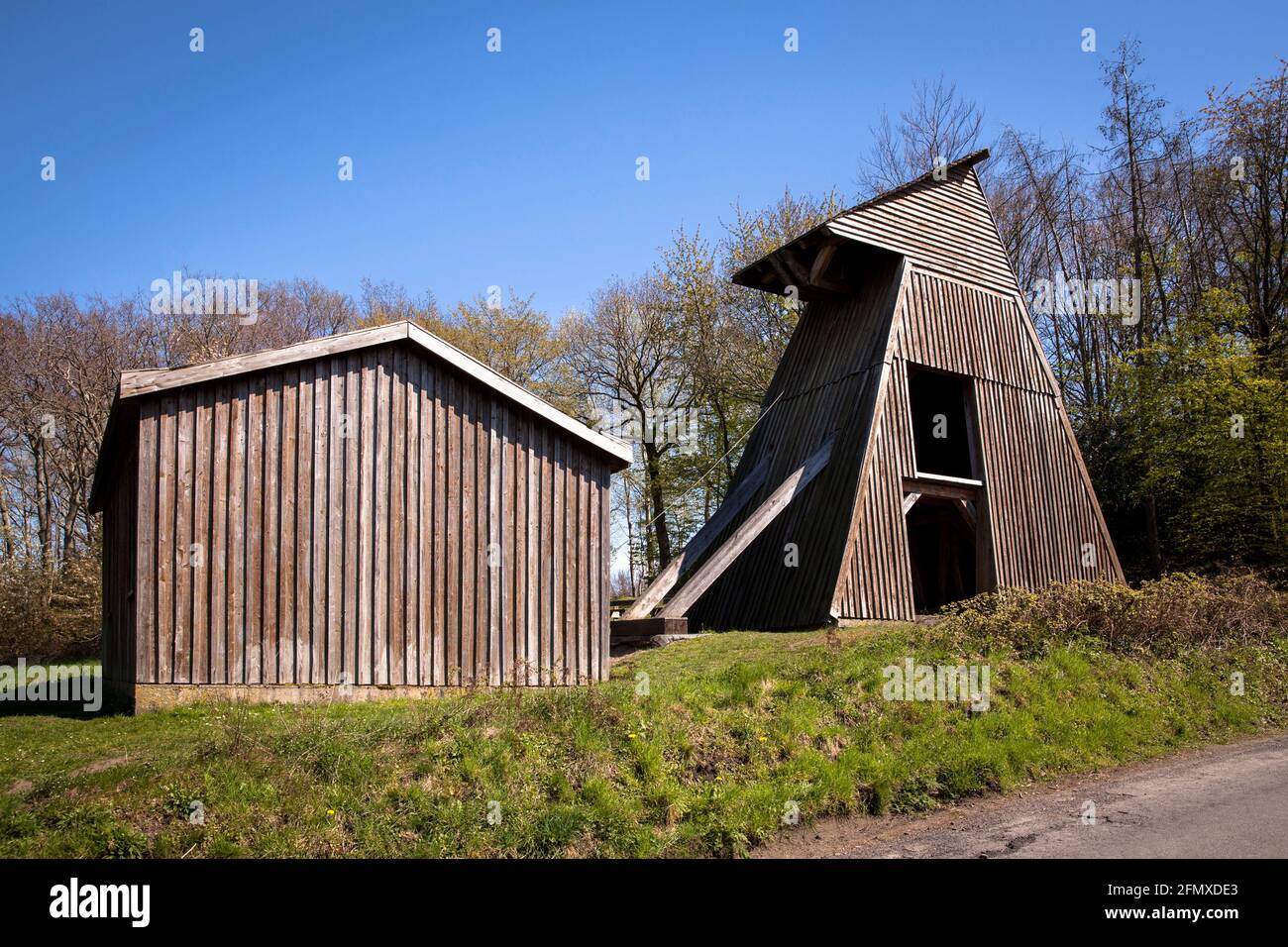 Nachbildung des Schachtturms der ehemaligen Grube Margarethe im Muttental bei Witten-Bommern, Nordrhein-Westfalen, Deutschland. Nachbau des Sch Stockfoto