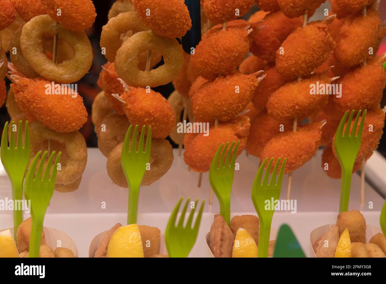 Street Food Fast Lunch, verpackt und schön anzusehen Stockfoto