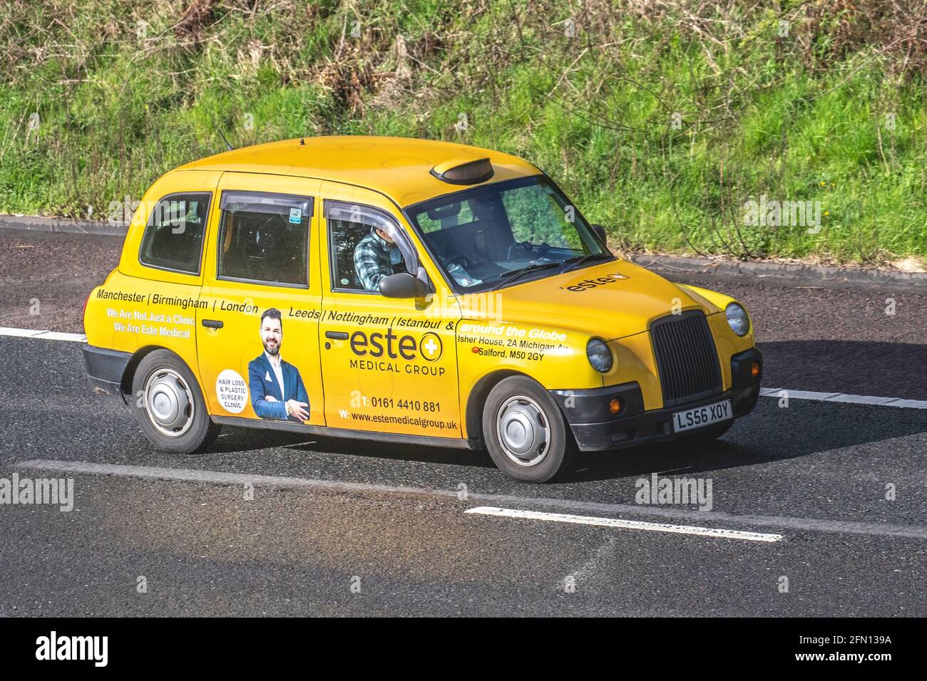 Taxi In Der Nähe Von Meinem Standort Autos der int gruppe -Fotos und -Bildmaterial in hoher Auflösung – Alamy