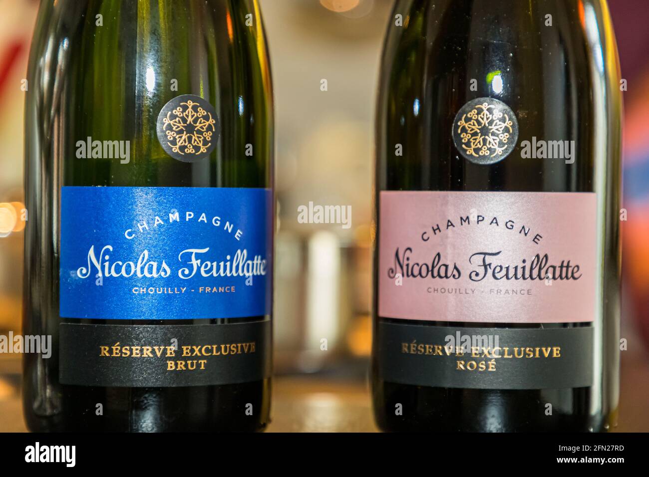 Nicolas Feuillatte Brut und Rosé Champagnerflaschenetiketten Stockfoto