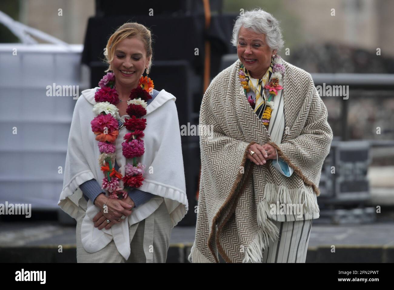 Mexikos Innenministerin Olga Sanchez Cordero Und Beatriz Gutierrez Muller Ehefrau Von Mexikos Prasident Andres Manuel Lopez Obrador Besuchen Den Burgermeister Von Templo Wahrend Der Feier Des 700 Jahrestages Der Grundung Von Mexiko Tenochtitlan