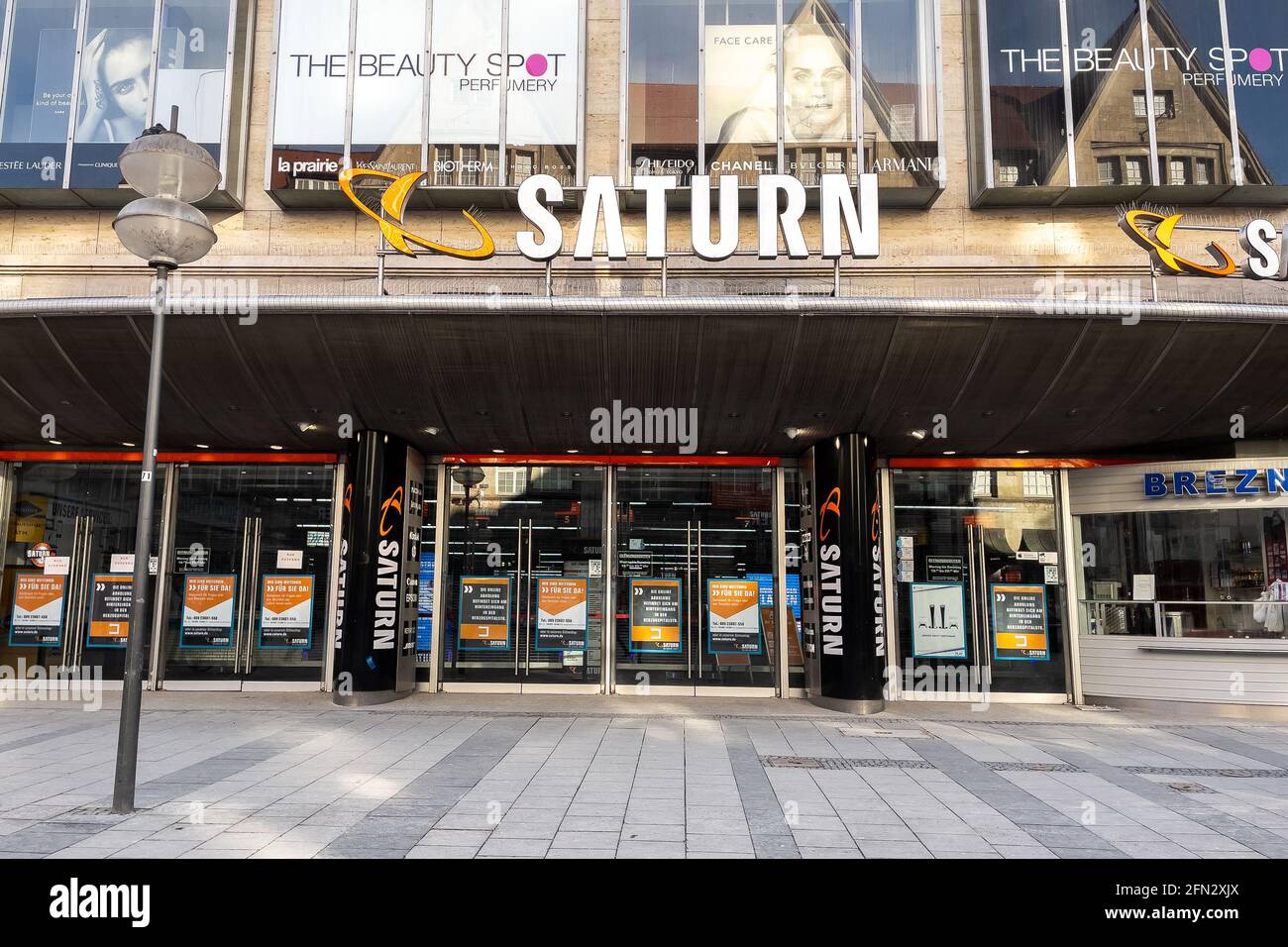Saturn Elektronikgeschäft in München Stockfoto