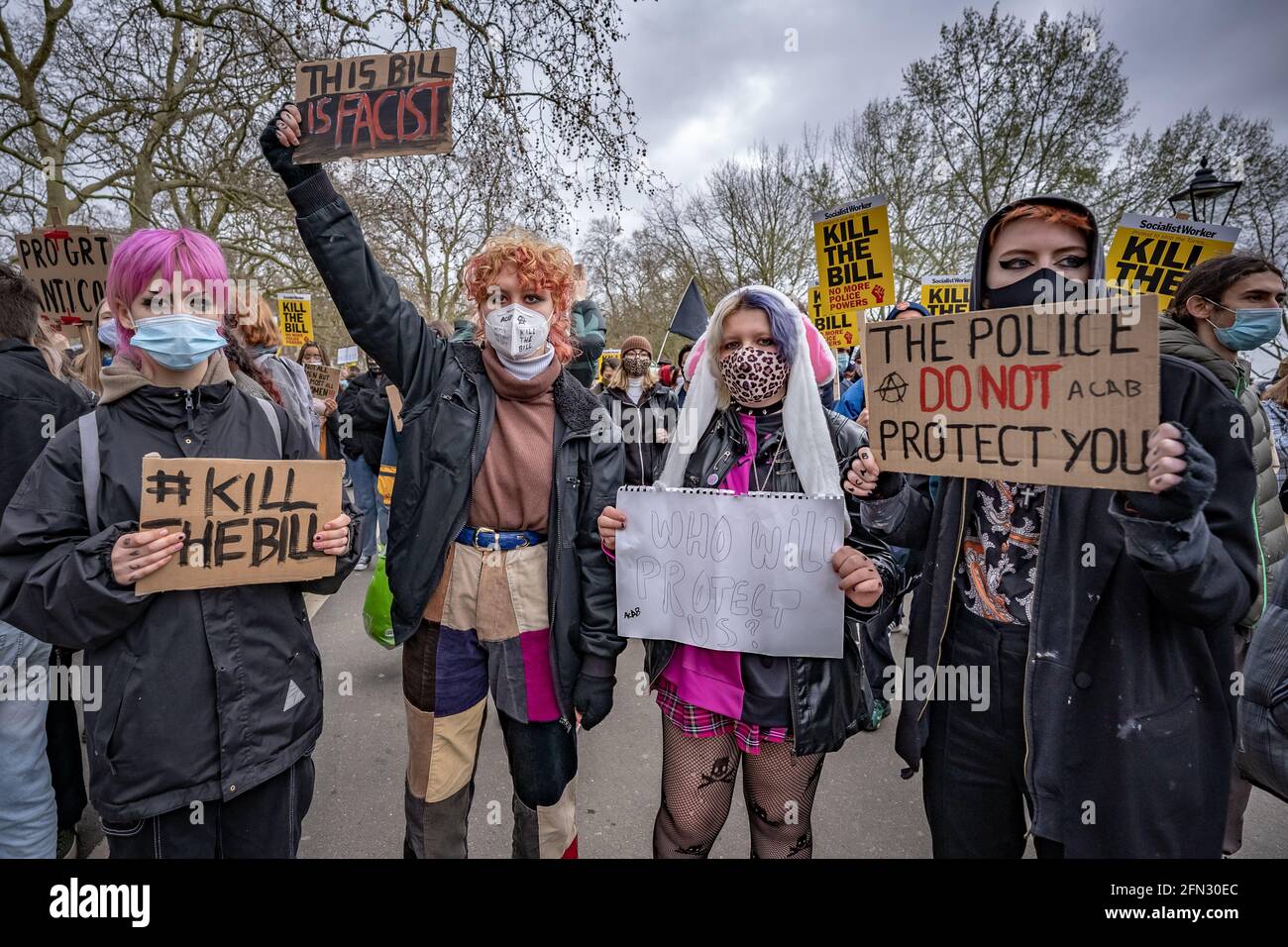 Tötet Den Bill-Protest. Tausende von Demonstranten versammeln sich im Hyde Park, um gegen ein geplantes ‘„Anti-Protest“-Gesetz zur Polizeikriminalität zu demonstrieren. London, Großbritannien Stockfoto