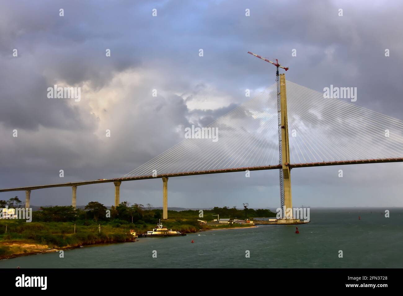 Die Atlantikbrücke über den Panamakanal. Stockfoto