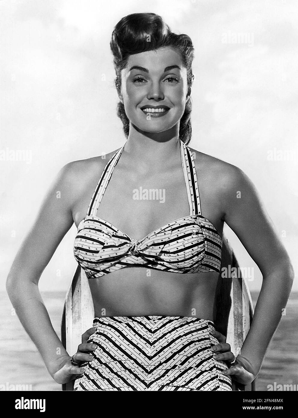 Williams, Esther 8.8.1923 - 6.6.2013, amerikanische Schauspielerin, in Bikini, halblang, Ende der 40er Jahre, 40ER JAHRE, ZUSÄTZLICHE-RIGHTS-CLEARANCE-INFO-NOT-AVAILABLE Stockfoto