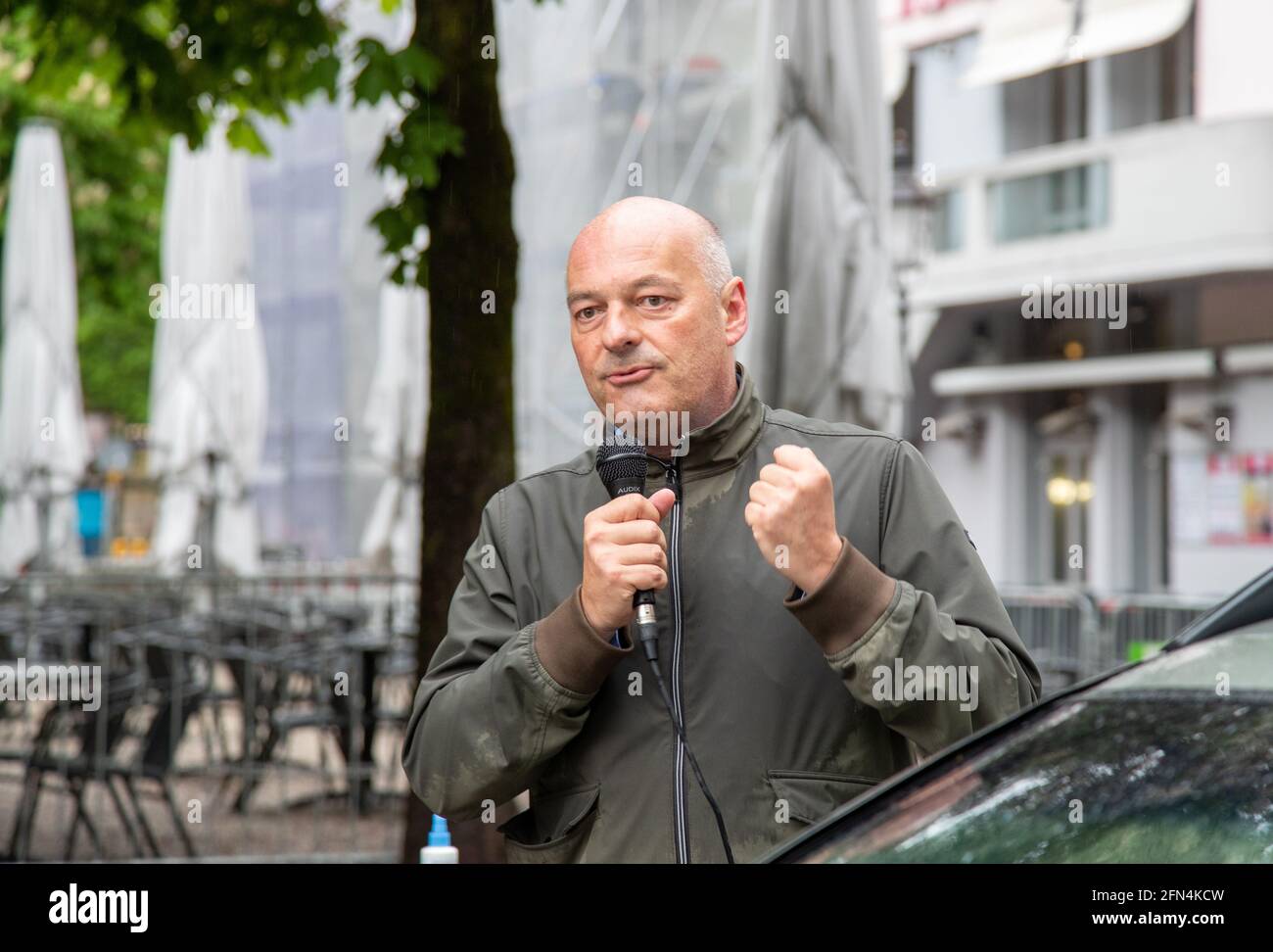 ralph-t-niemeyer-ex-mann-von-sahra-wagenknecht-war-der-ehrengast-der