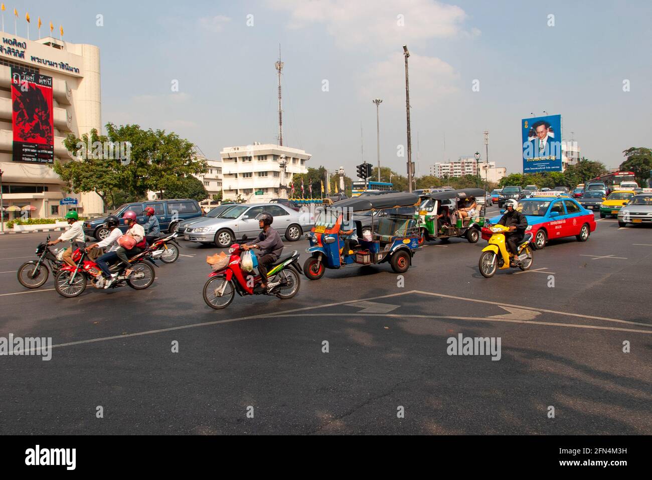 Verkehrsreiche Autobahn in Bangkok, Thailand Stockfoto