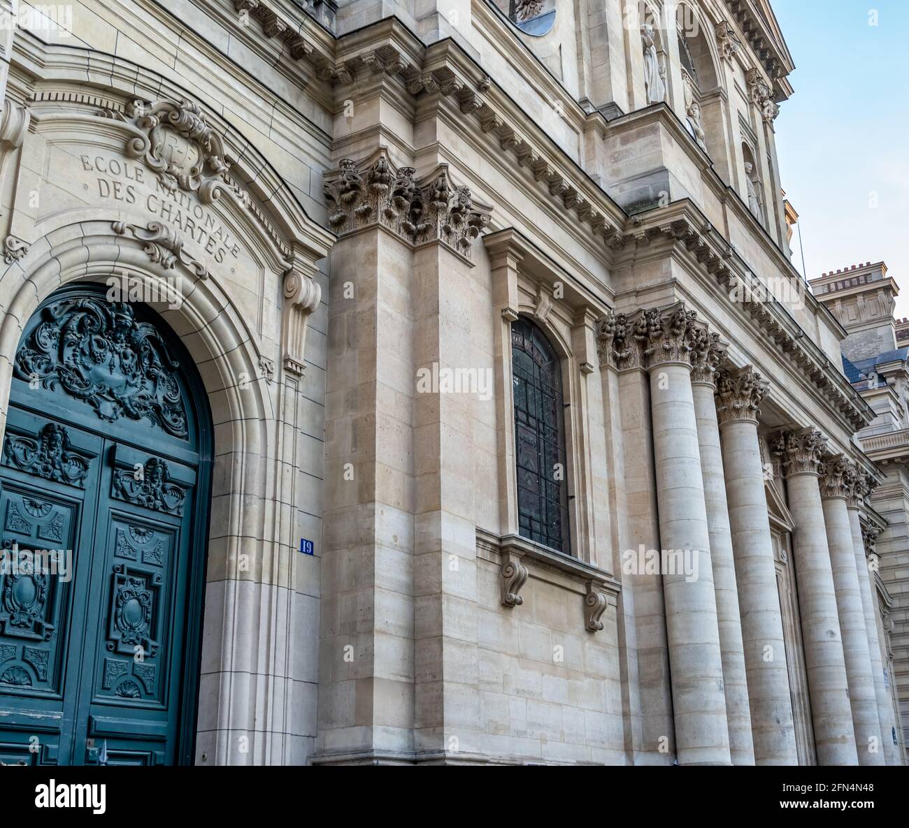 Das historische Gebäude der Sorbonne Universität (Sorbonne Université), einer öffentlichen Forschungsuniversität in Paris, Frankreich. Stockfoto
