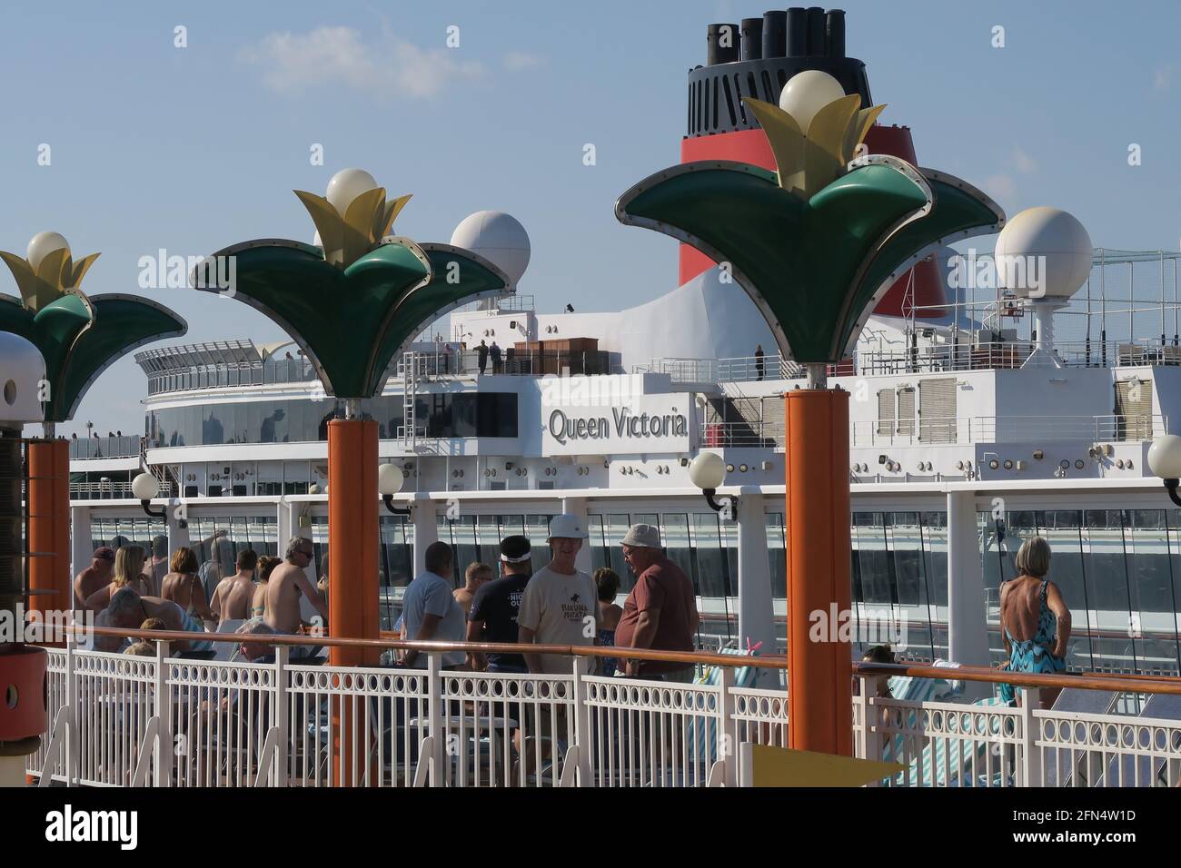 Norwegisch-Kreuzschiff der Norwegisch-Star. Blick vom Deck des Kreuzfahrtschiffs. Stockfoto