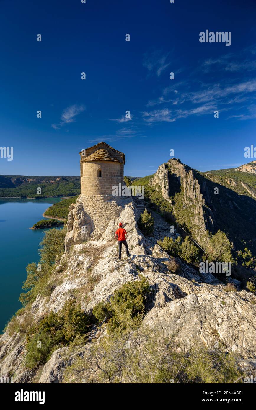 Schlucht Congost de Mont-rebei und Einsiedelei La Pertusa (Provinz Lleida, Katalonien, Spanien, Pyrenäen) ESP: Desfiladero de Monrebey y ermita de la Pertusa Stockfoto