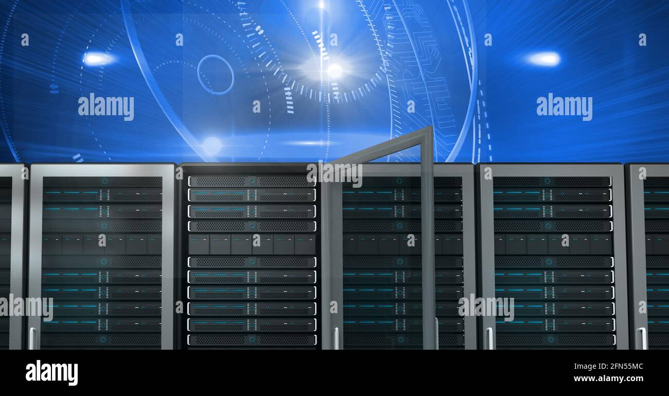 Zusammensetzung von Computerservern über Scopes Stockfoto