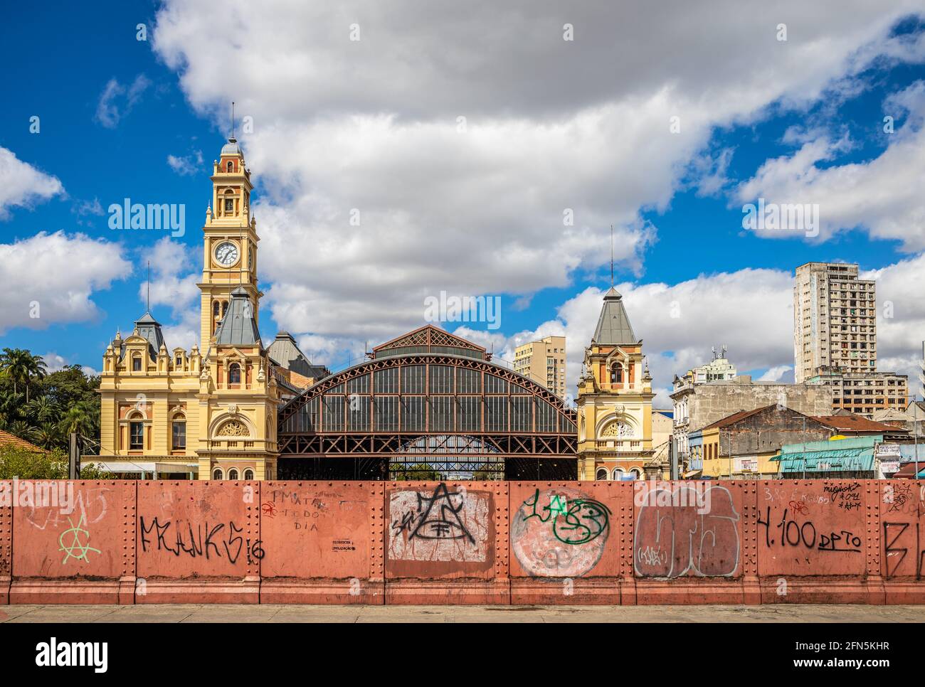 Szene am Bahnhof. HDR-Bild. Stockfoto