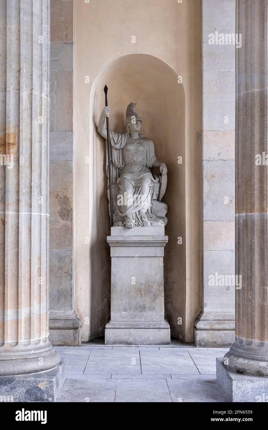 Das Brandenburger Tor ist eines der berühmtesten Wahrzeichen der deutschen Hauptstadt Berlin. Stockfoto