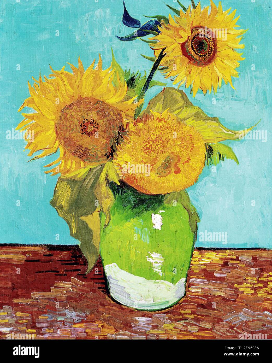 Vincent van Gogh Kunstwerk - drei Sonnenblumen in einer Vase. Drei Sonnenblumen mit gelb-orangen Blütenblättern sind auf türkisfarbenem Hintergrund dargestellt. Stockfoto