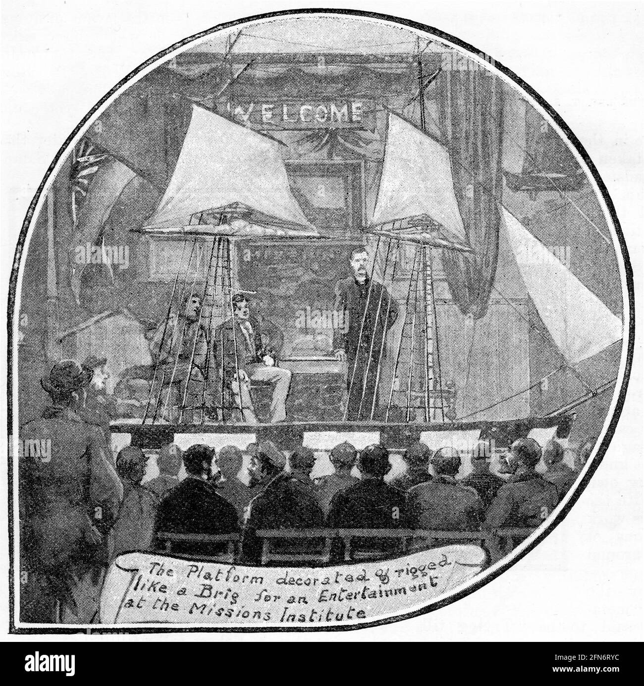 Halbton einer Bühne, die für die englische Mission to Seamen eingerichtet wurde, mit einer Brigg, die den Bühnenbereich schmückt, während Entertainer für ein Publikum auftreten, um 1890 Stockfoto