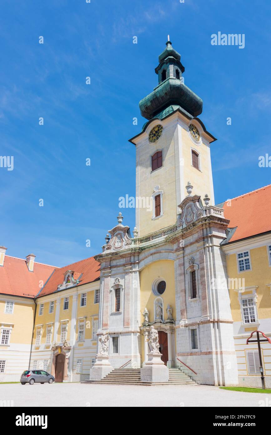 Seitenstetten: Stift Seitenstetten, Innenhof, Kirche in Mostviertels, Niederösterreich, Niederösterreich, Niederösterreich, Österreich Stockfoto