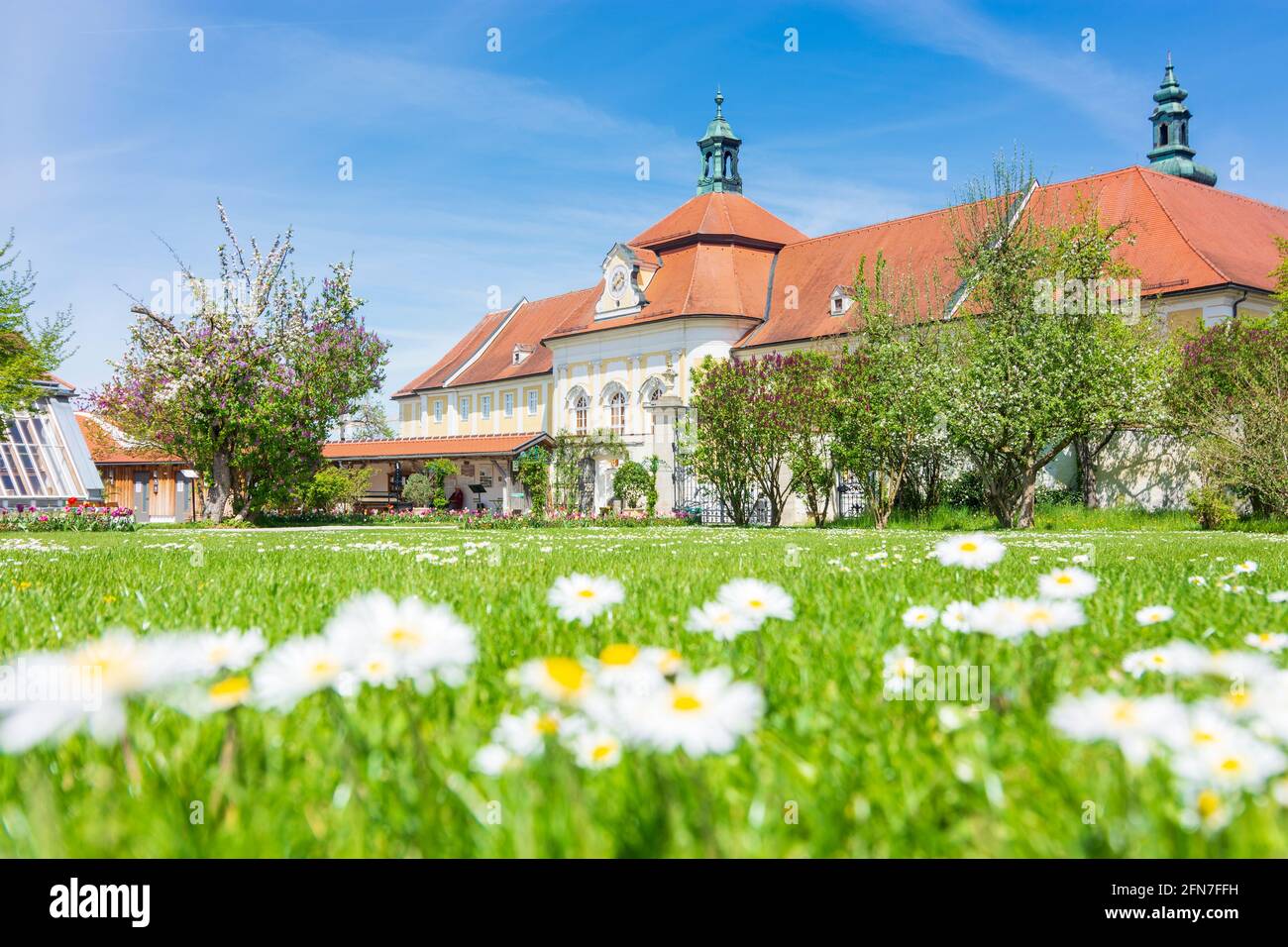 Seitenstetten: Stift Seitenstetten, Blick vom Garten Hofgarten im Mostviertels, Niederösterreich, Niederösterreich, Österreich Stockfoto