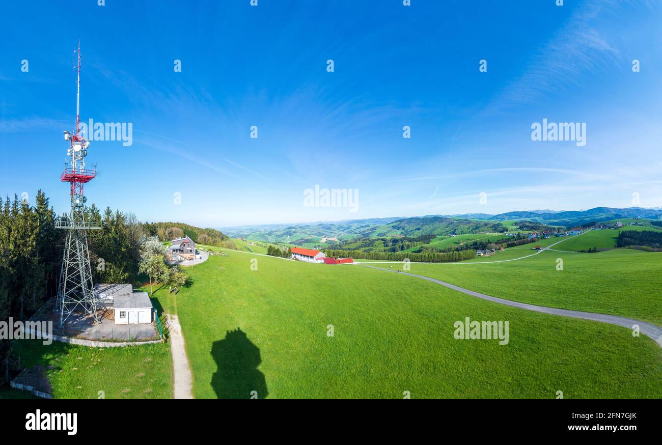 Weistrach: Plattenberg, Übertragungsturm, Blick vom Aussichtsturm Kaiserin Elisabeth Turm in Mostviertels, Niederösterreich, Unteraustr Stockfoto