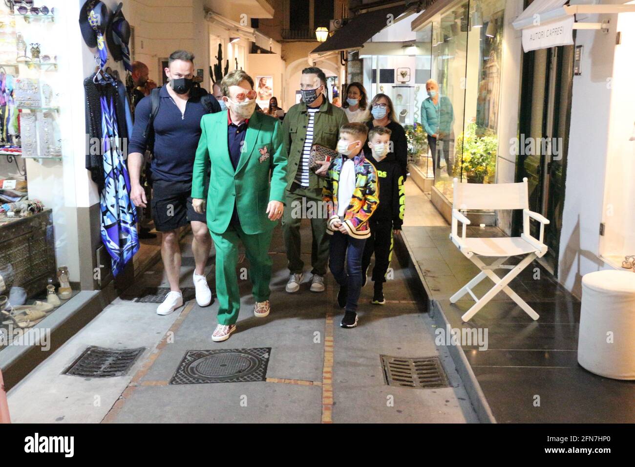 Sir Elton John Urlaub auf Capri (Italien) mit Ehemann David Und ihre Kinder Zachary und Elia Stockfoto
