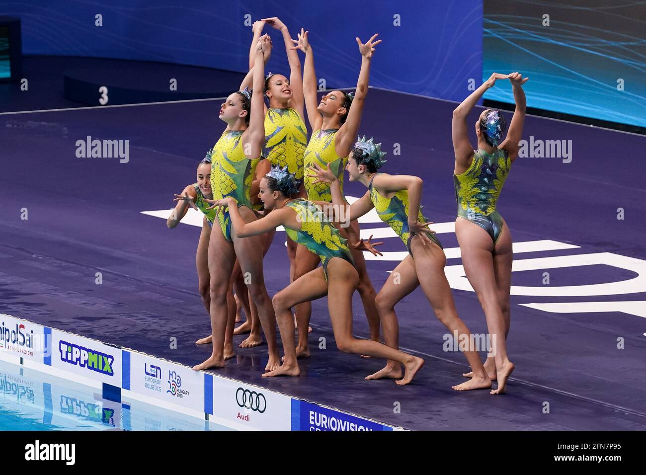 BUDAPEST, UNGARN - MAI 14: Abril Conesa Prieto, Berta Ferreras Sanz, Meritxell Mas Pujadas, Alisa Ozhogina Ozhogin, Paula Ramirez Ibanez, Sara Saldan Stockfoto