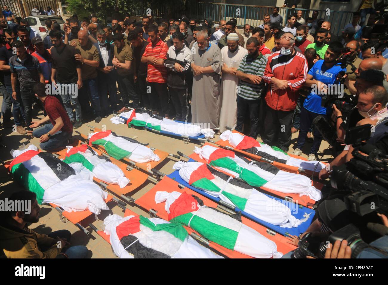Der Gazastreifen, Palästina, Palästina. Mai 2021. Trauernde reagieren
