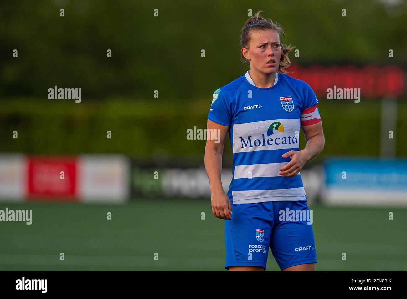 ZWOLLE, NIEDERLANDE - MAI 14: Dominique Bruinenberg von PEC Zwolle beim Dutch Womens Eredivisie-Match zwischen PEC Zwolle und Excelsior bei Sportpa Stockfoto