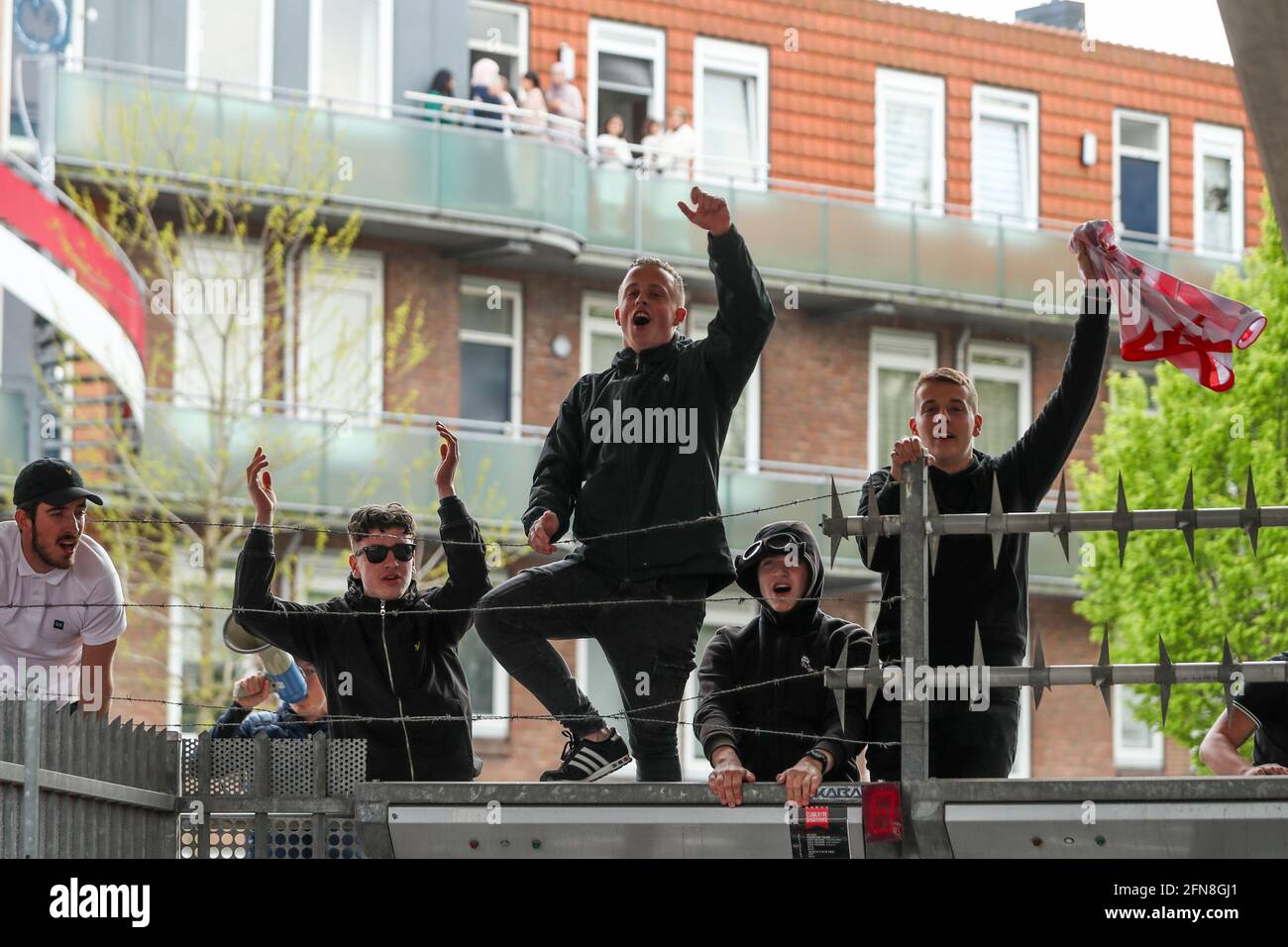 ROTTERDAM, NIEDERLANDE - 13. MAI: Fans von Sparta Rotterdam während des niederländischen Eredivisie-Spiels zwischen Sparta Rotterdam und FC Utrecht im Sparta Stadion Stockfoto