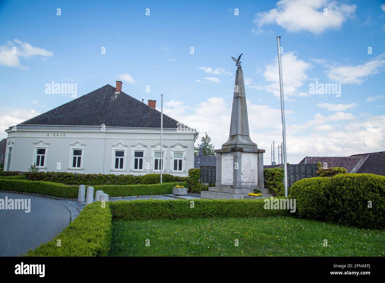 Gedenkstätte für die Kriegsopfer (1. Und 2. Weltkrieg) in Steinakirchen am Forst, Mostviertel, Österreich Stockfoto