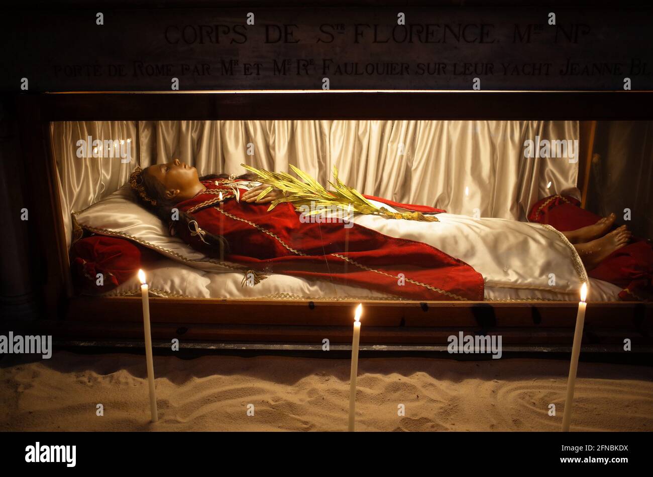 Heilige Statue in einer Kirche in Palavas les Flots in der Nähe von Carnon Plage und Montpellier, in der Region von Frankreich, Südfrankreich, Sud de France Stockfoto