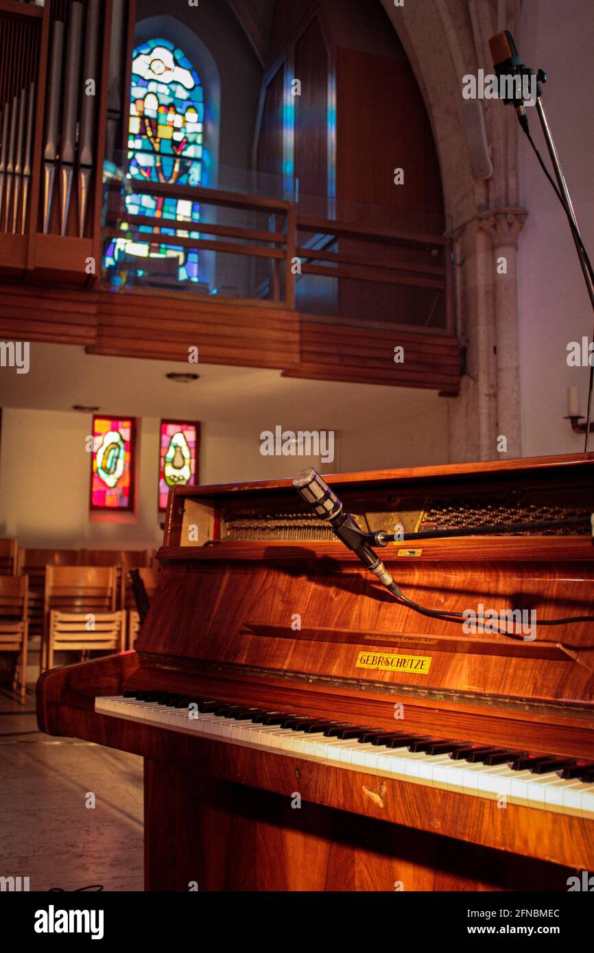 Klavier in der Immanuel-Kirche in Tel Aviv Jaffa Stockfoto