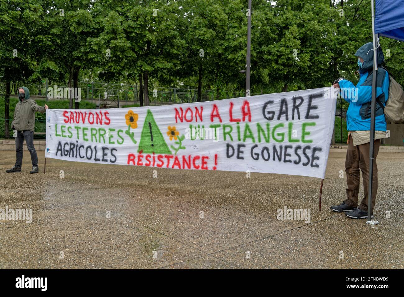 Paris, Frankreich. Mai 2021. Neunte Ausgabe des internationalen marsches gegen Monsanto-Bayer und Stopp der agrochemischen Lobbys, um Gerechtigkeit zu fordern Stockfoto