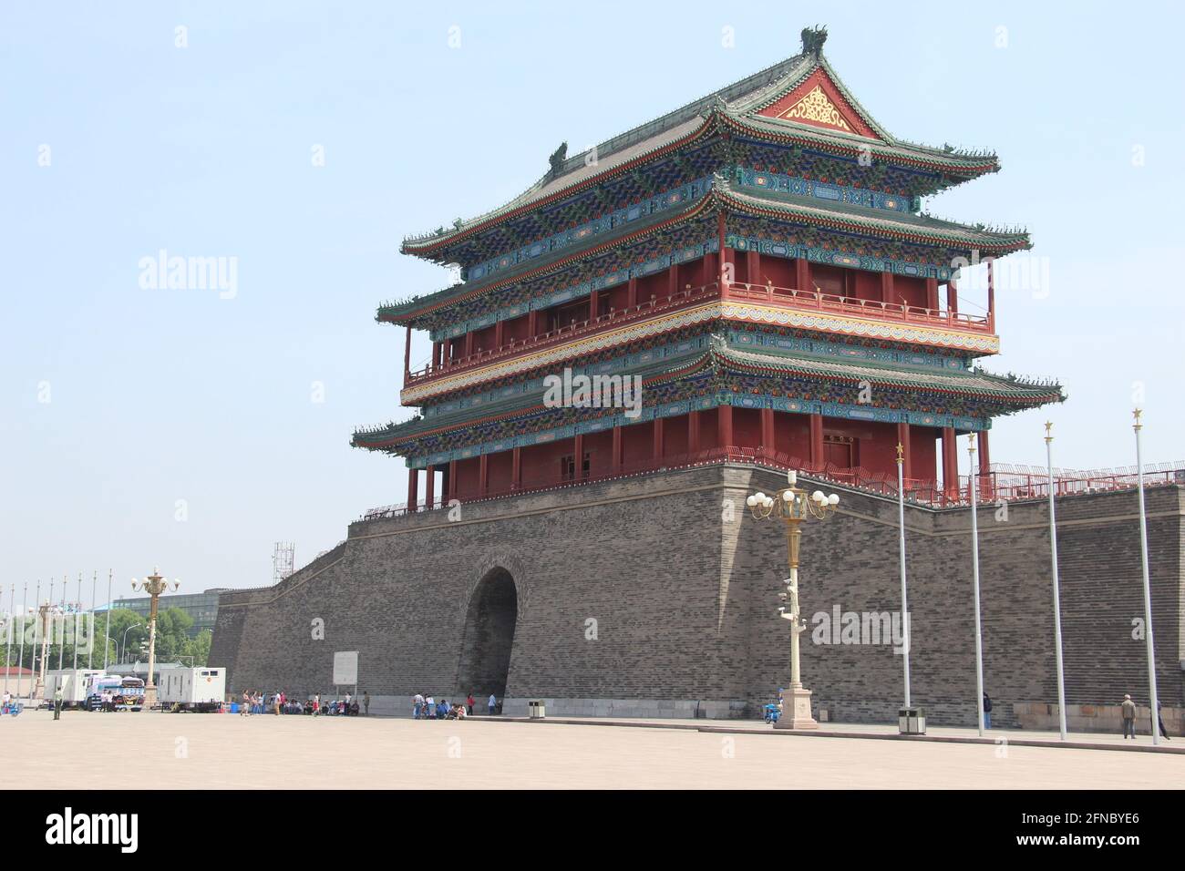 Zhengyangmen Tor, Teil der alten Stadtmauer von Peking, China Stockfoto