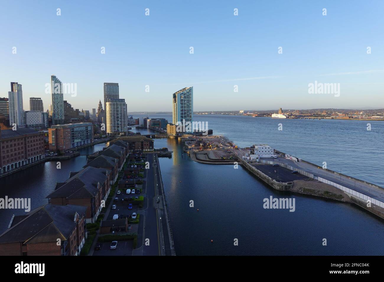 Princes Half Tide Dock, Liverpool Waters, Merseyside, Großbritannien Stockfoto