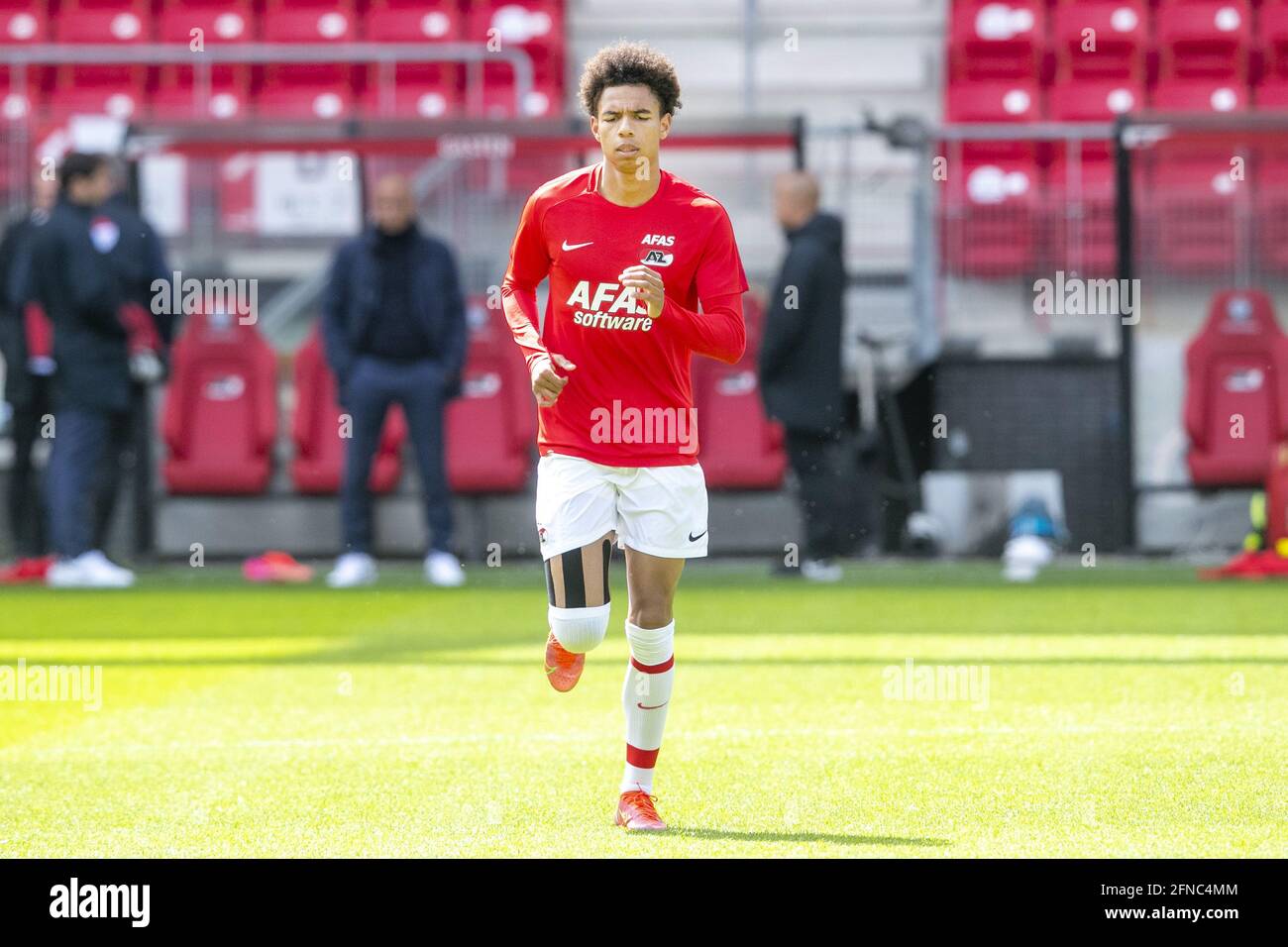 Alkmaar, Niederlande. Mai 2021. ALKMAAR, AFAS Stadium, 16-05-2021, Saison 2020/2021, Niederländische Eredivisie. AZ-Spieler Calvin Stengs beim Aufwärmen AZ - Herakles (Foto: Pro Shots/Sipa USA) *** Weltrechte außer Österreich und den Niederlanden *** Quelle: SIPA US/Alamy Live News Stockfoto
