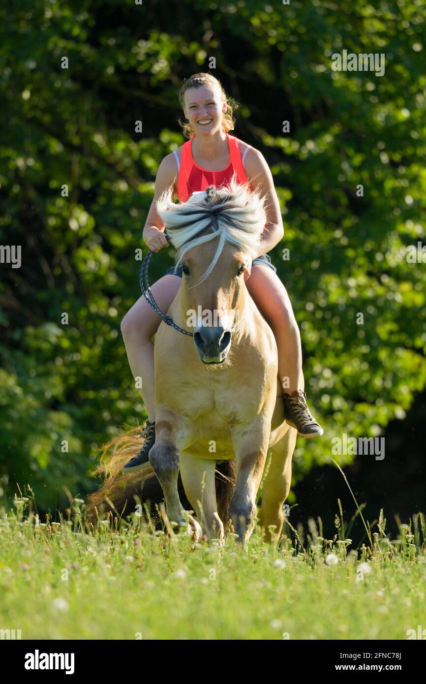 Courtney Reitet Rittlings Courtney Reitet Rittlings
