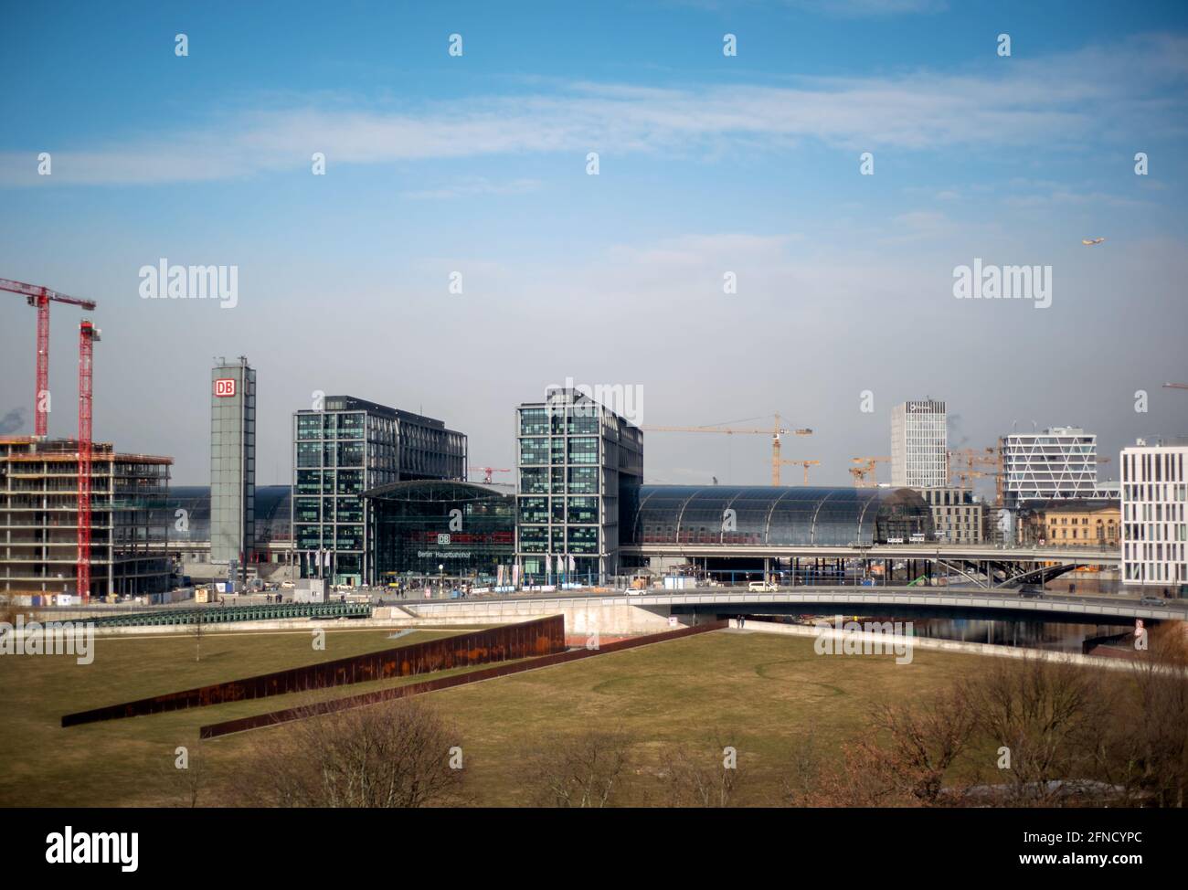 Berlin Hauptbahnhof von Süden Stockfoto