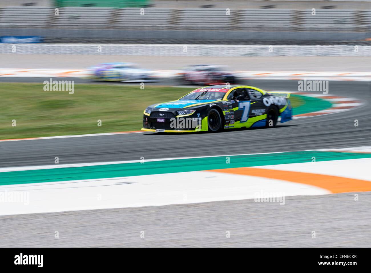 Valencia, Spanien. Mai 2021. Lorins Hezemans von Hendriks Motorsport beim Nascar Whelen Valencia-Rennen im Einsatz die NASCAR Whelen Euro Series wurde 2008 gegründet und gründete dank einer langjährigen Partnerschaft mit NASCAR (National Association for Stock Car Auto Racing) im Januar 2012 die offizielle NASCAR European Series. Die europäische NASCR feiert ihren einzigen Termin in Spanien auf dem Circuit Ricardo Tormo in Cheste, Valencia. (Foto: Xisco Navarro/SOPA Images/Sipa USA) Quelle: SIPA USA/Alamy Live News Stockfoto
