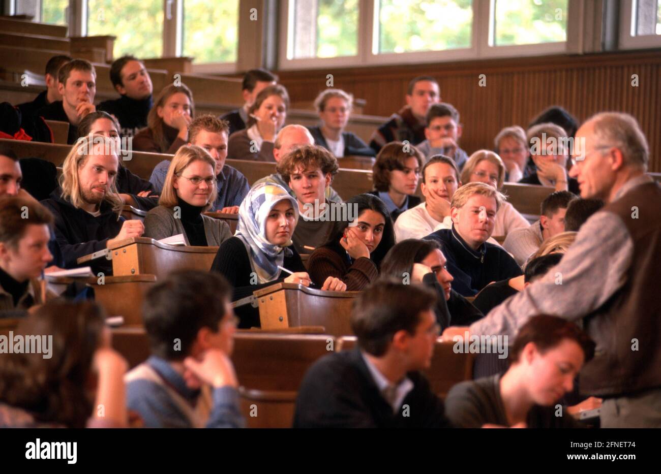 Studierende der Medizin während der Vorlesung Physiologie A am Physiologisches Institut der Westfälischen Wilhelms-Universität Münster.n Stockfoto