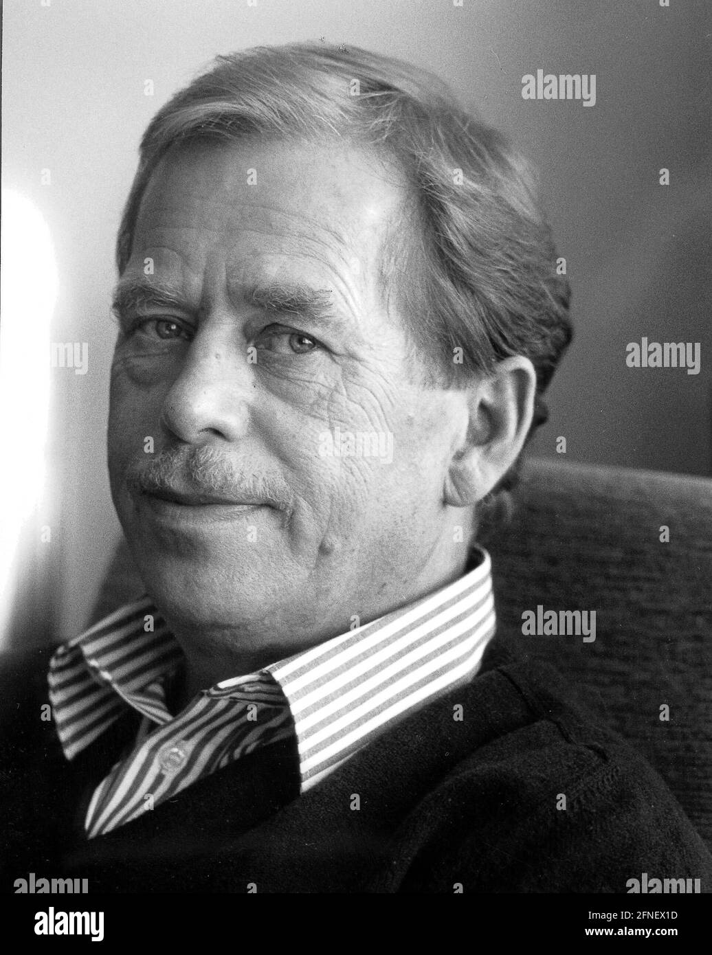 Vaclav Havel geboren am 5. Oktober 1936, tschechischer Schriftsteller und Politiker, Prag (1991). [Automatisierte Übersetzung] Stockfoto