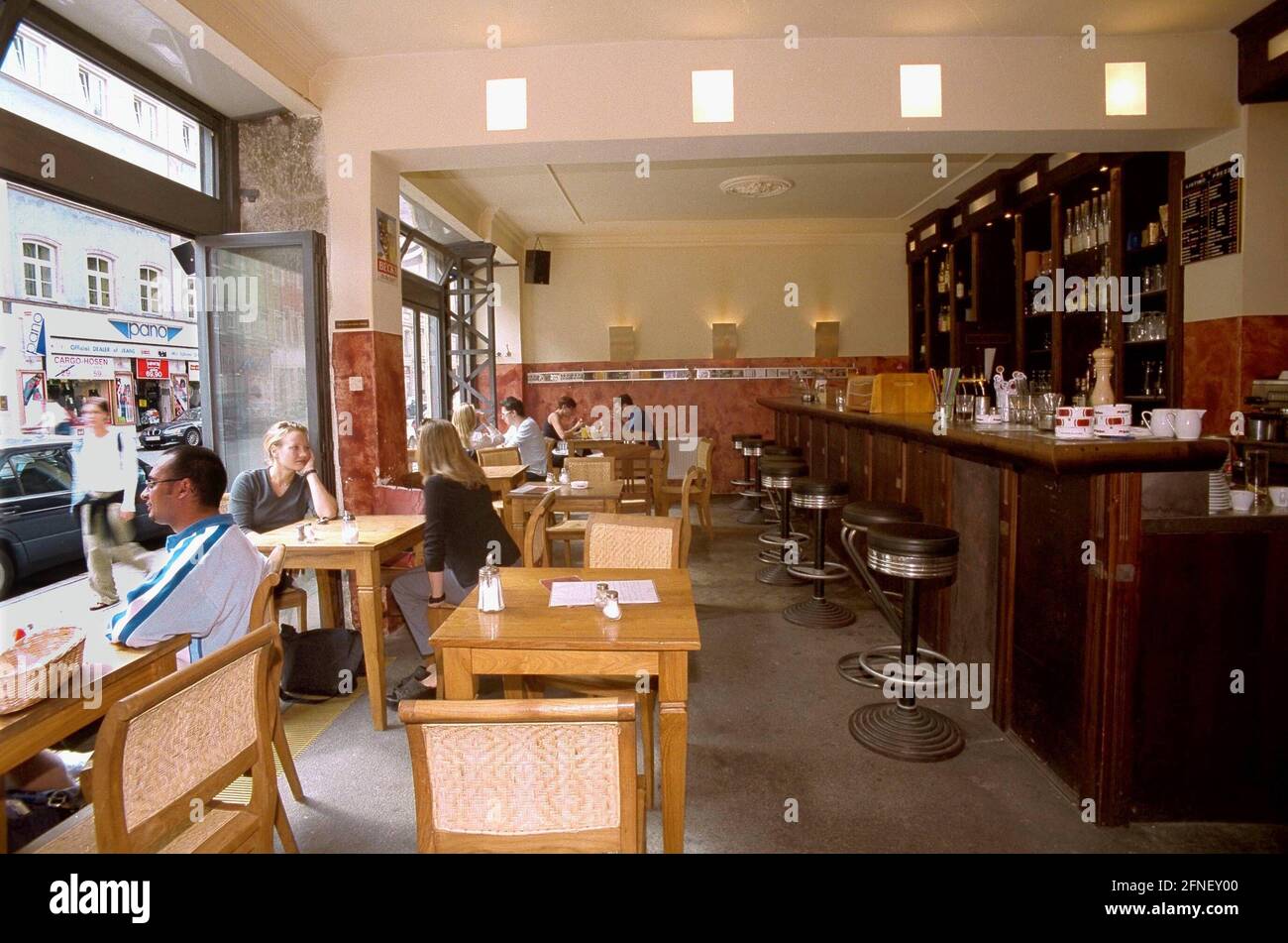 Cafe 'Schall und Rauch' in der Schellingstraße in Schwabing. [Automatisierte Übersetzung] Stockfoto