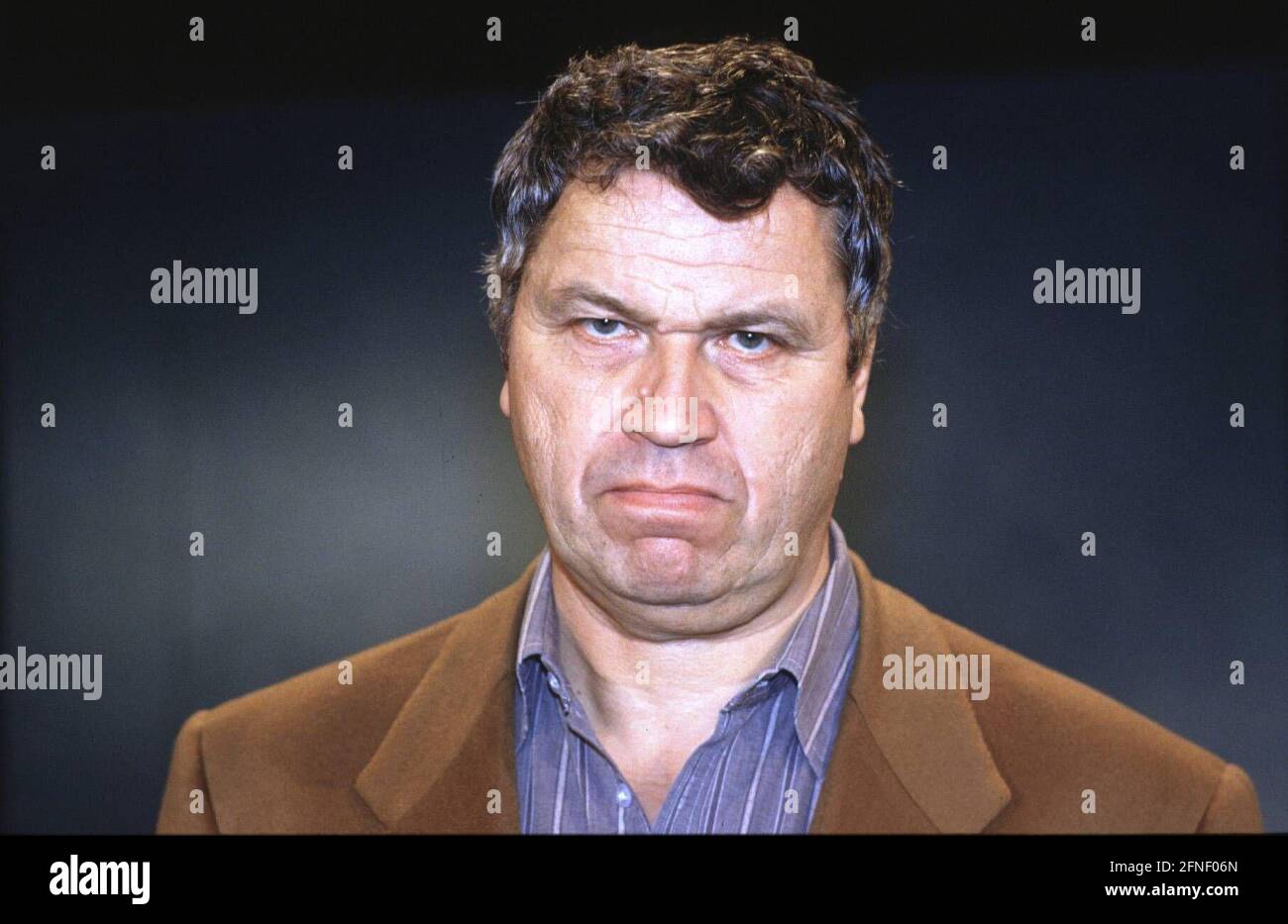 GERHARD POLT erhält den diesjährigen Bayerischen Literaturpreis. Dem Schauspieler und Kabarettisten ist es laut Jury mit somnambulistischer Sicherheit gelungen, das Wesen der bayerischen Seele zu beleuchten. Der Preis ist mit 25,000 Mark dotiert. [Automatisierte Übersetzung] Stockfoto