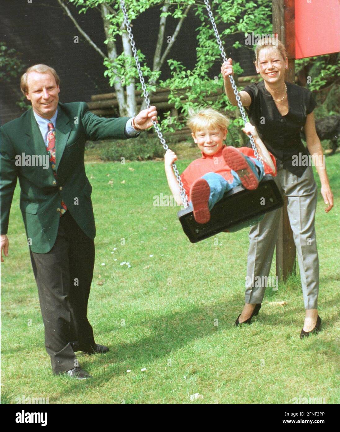 Berti Vogts mit Frau Monika und Sohn Justin. [Automatisierte Übersetzung] Stockfoto