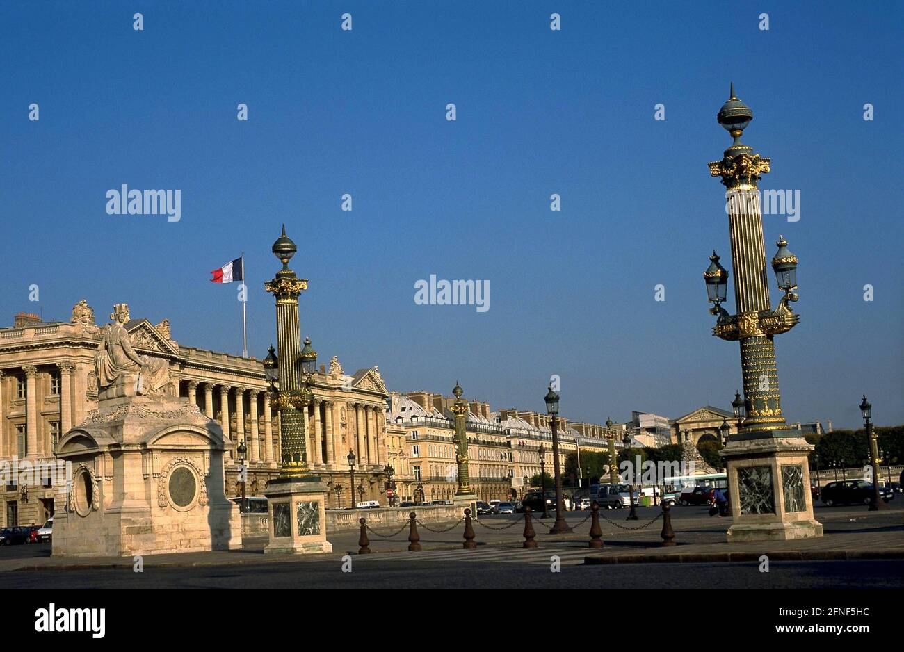 Der 'Place de la Concorde' in Paris wurde von Jacques-Ange Gabriel entworfen und 1763 eingeweiht. [Automatisierte Übersetzung] Stockfoto