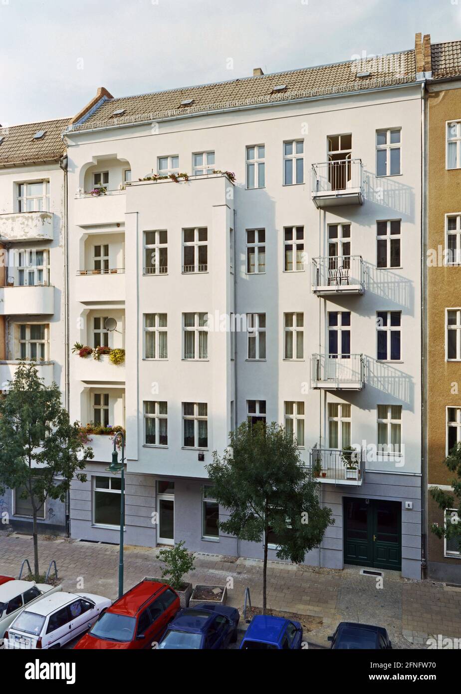 Sanierter Altbau in der Paul Robeson Straße 6 in Berlin Prenzlauer Berg