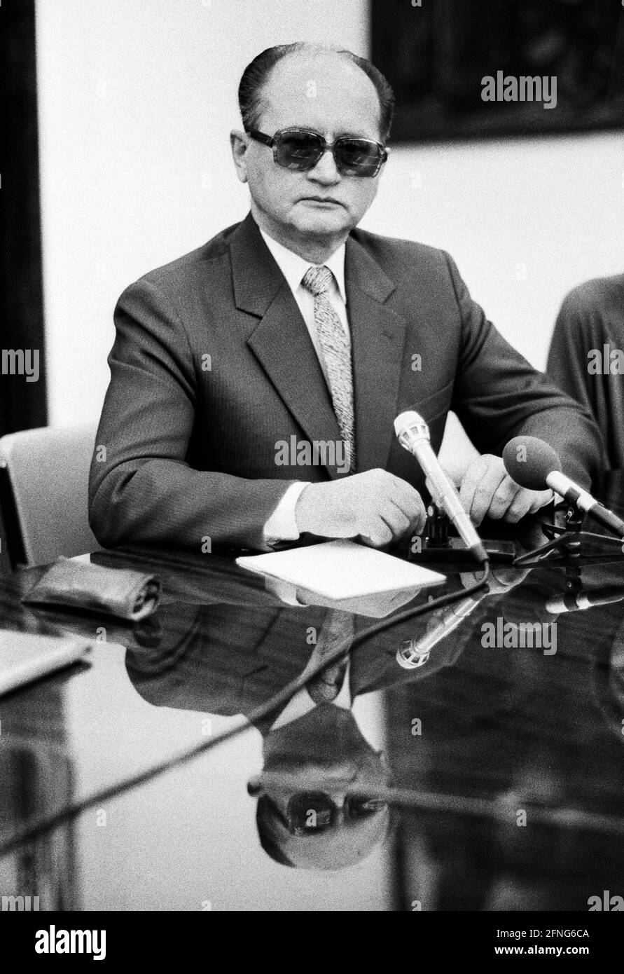 Polen, Warschau, 10.11.1989. Archiv Nr.: 05-53-11 Wojciech Witold Jaruzelski, Präsident der Republik Polen [automatisierte Übersetzung] Stockfoto