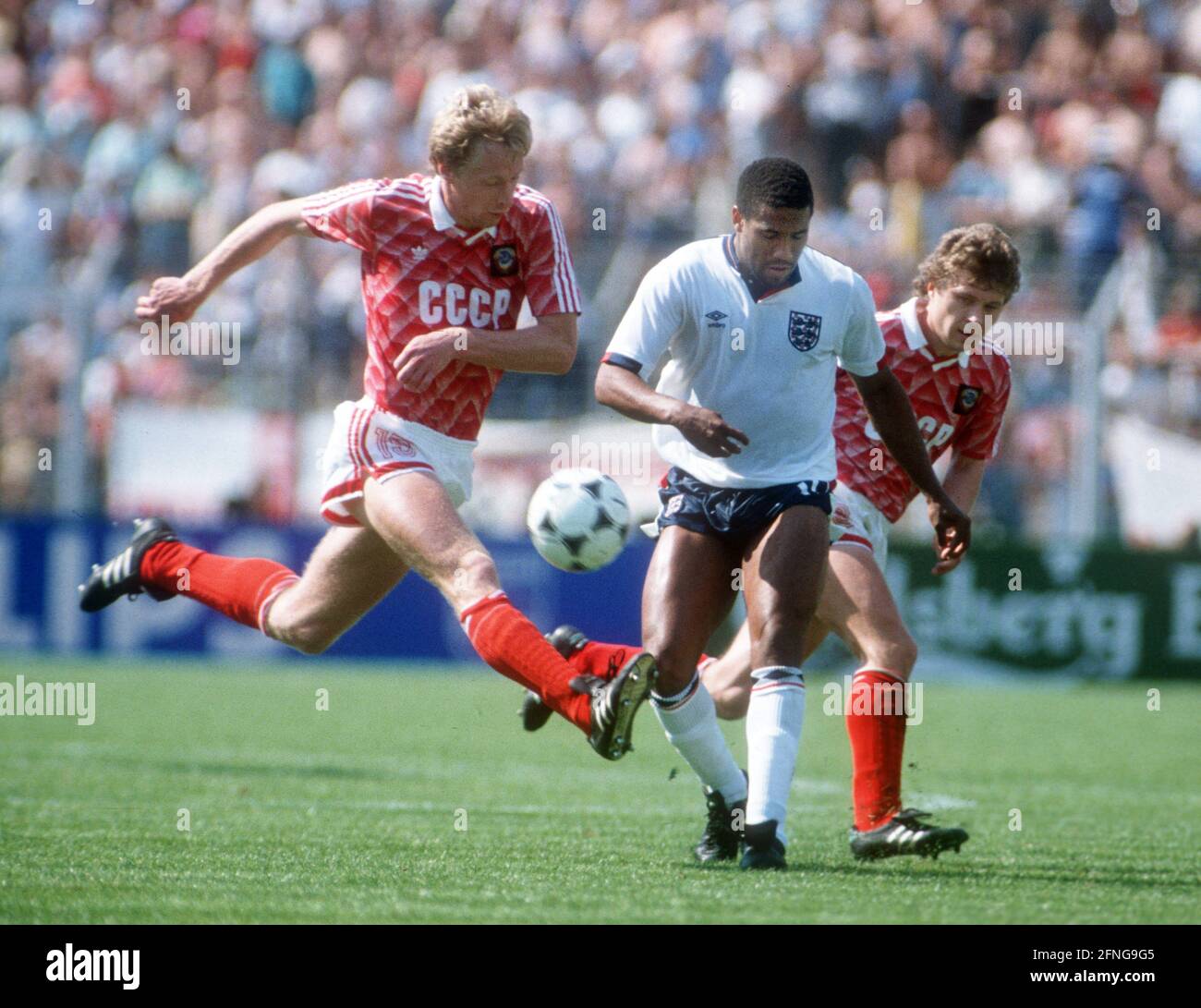 Europameisterschaft 1988 Fotos und Bildmaterial in hoher Auflösung