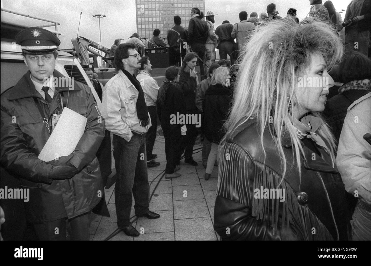 11 04 1990 Fotos und Bildmaterial in hoher Auflösung Alamy