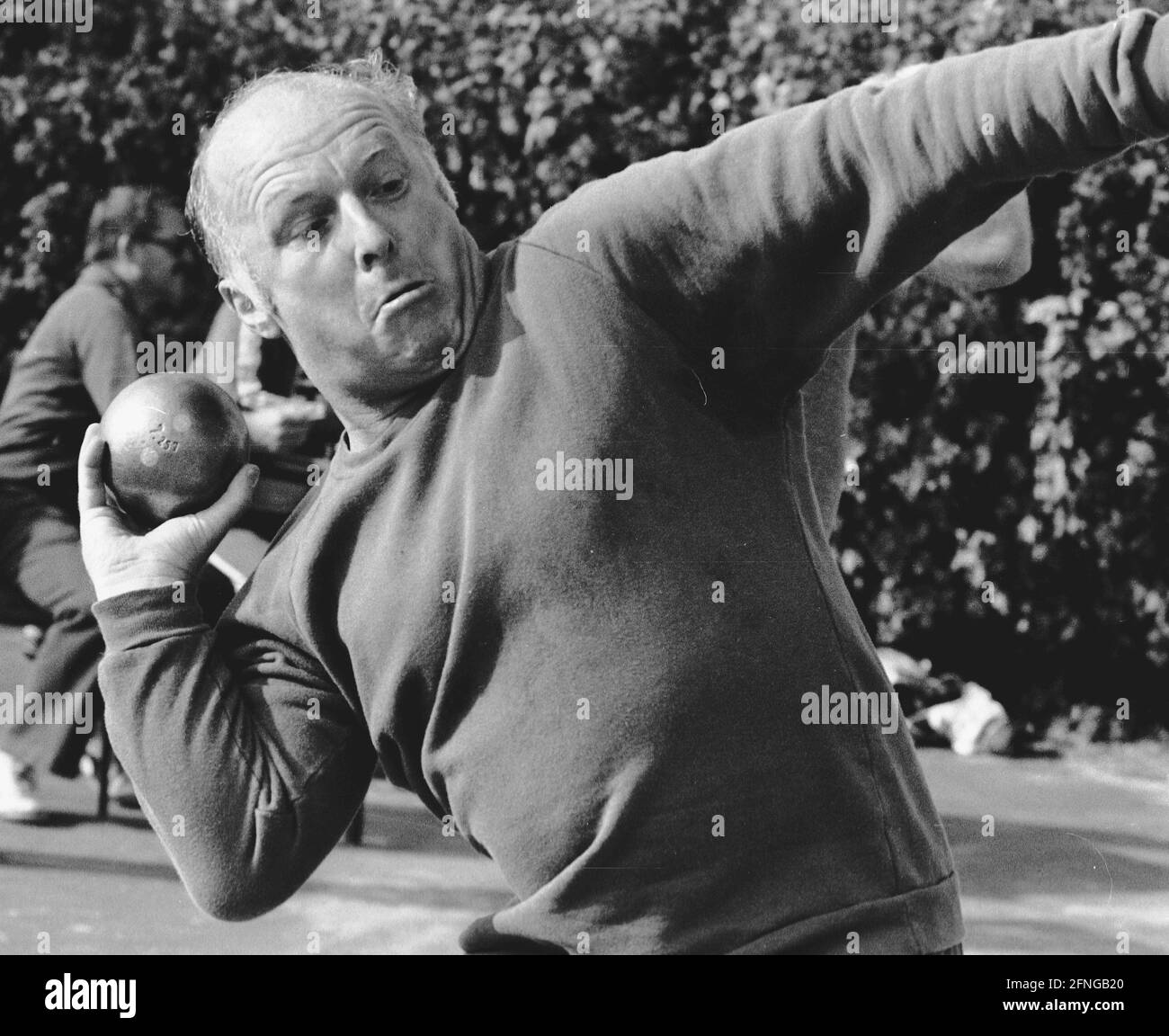 Berlin / 80-ies / 1981 Norbert Bluem, CDU, Kampagnen in Berlin und das Sportabzeichen. Er wird Senator im Senat Richard von Weizsaecker // Politik / Senat / Sport Stockfoto